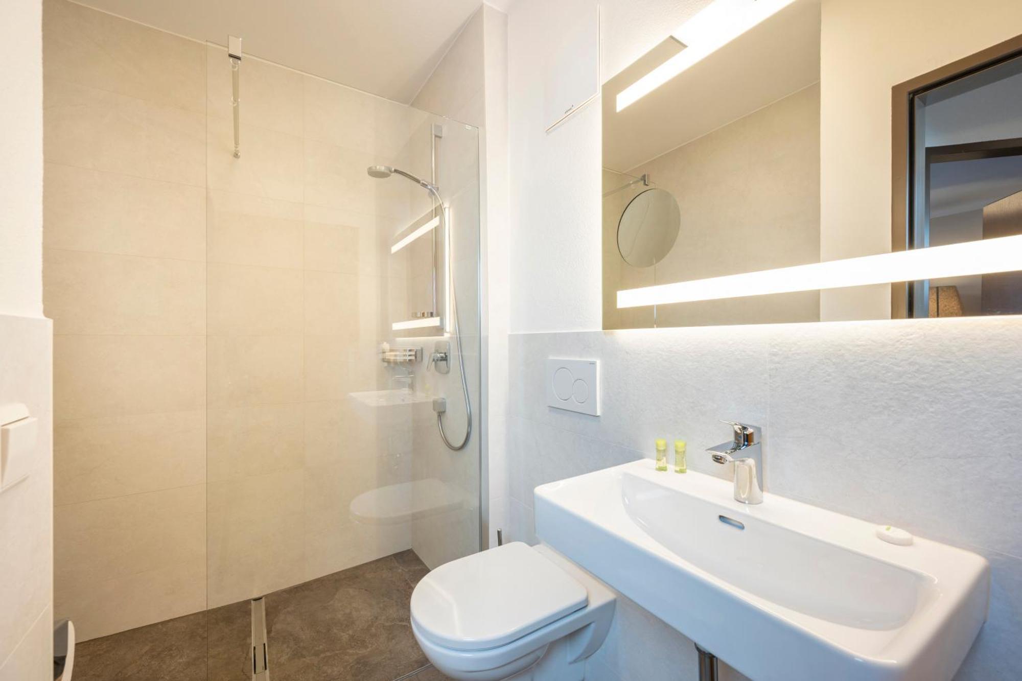 Ferienhotel Gasthof Zur Post 운테르타우언 외부 사진